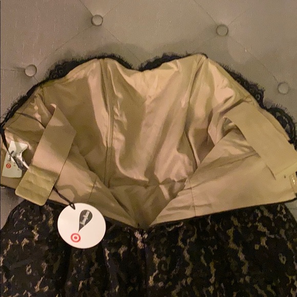 Black and cream lace dress - Picture 2 of 4